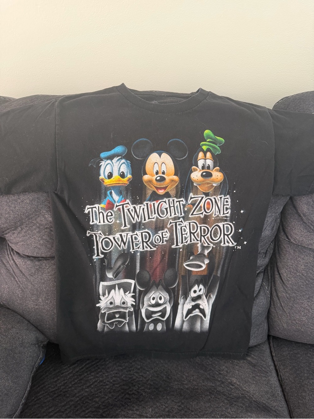 Disney Black "Twilight Zone Tower of Terror" Character Graphic Tee size small